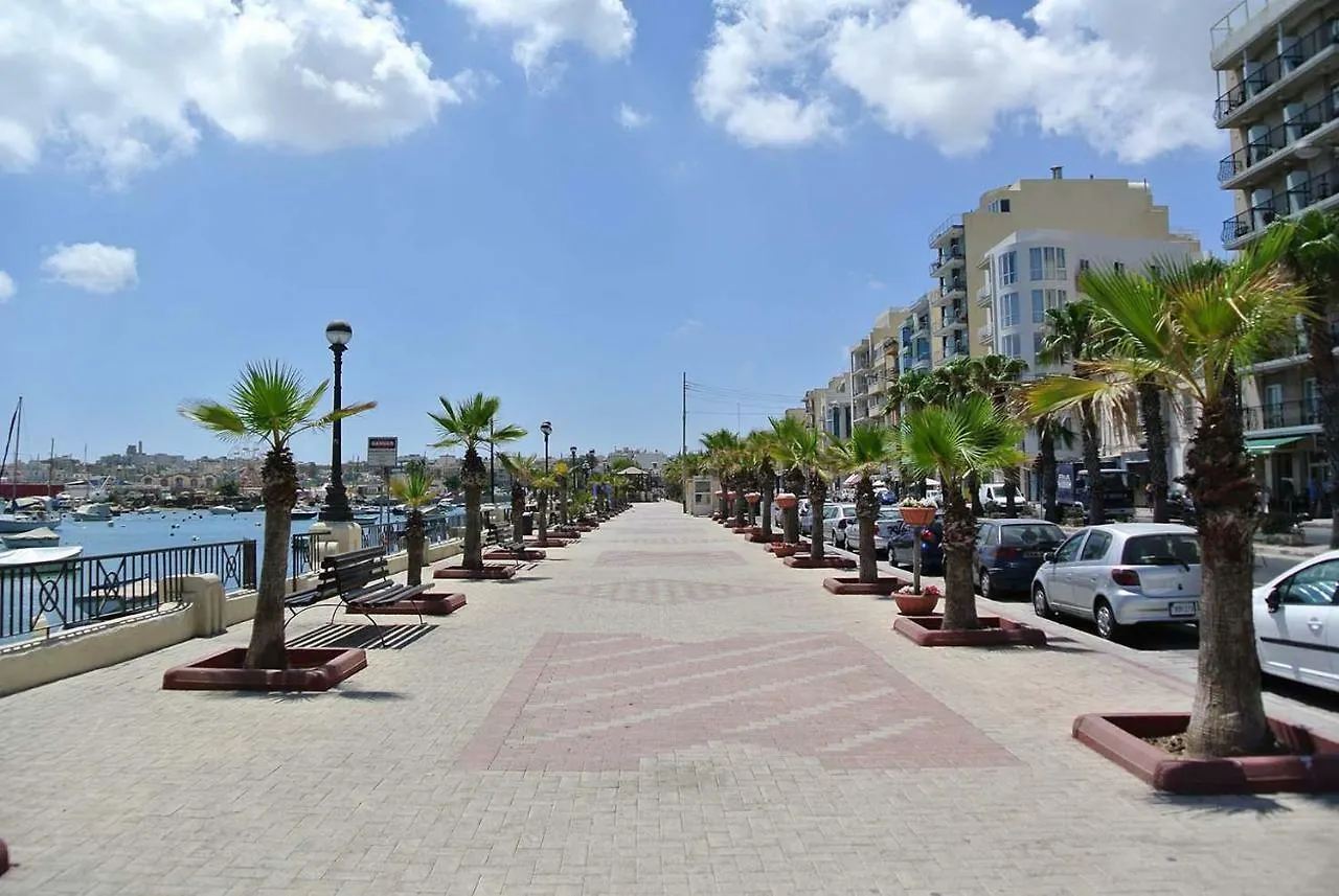 Spacious, Top Location Sliema Apartment